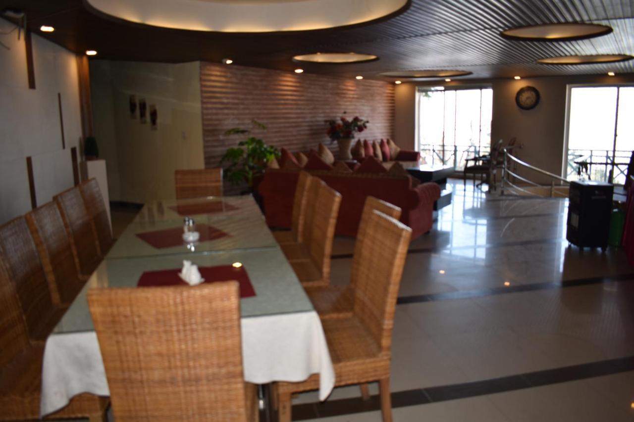 Summit Hotel Abbottabad Luaran gambar